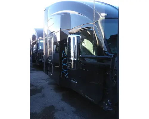 KENWORTH T680 CAB
