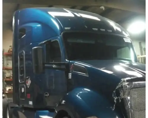 KENWORTH T680 CAB