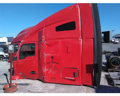 KENWORTH T680 CAB