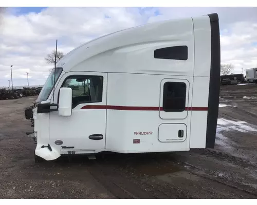 KENWORTH T680 CAB