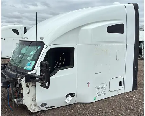 KENWORTH T680 CAB