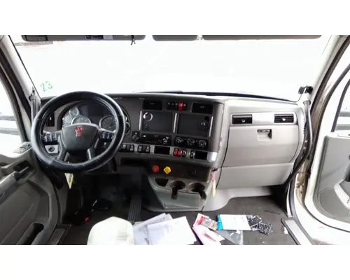 KENWORTH T680 CAB