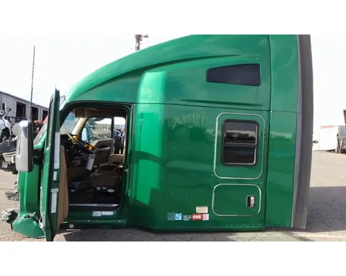 KENWORTH T680 CAB