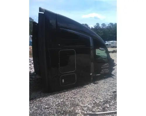 KENWORTH T680 CAB