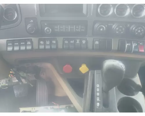 KENWORTH T680 CAB