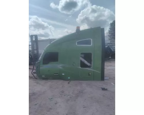 KENWORTH T680 CAB