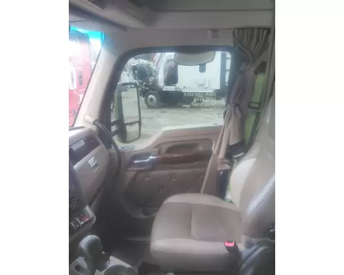 KENWORTH T680 CAB