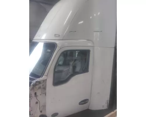 KENWORTH T680 CAB