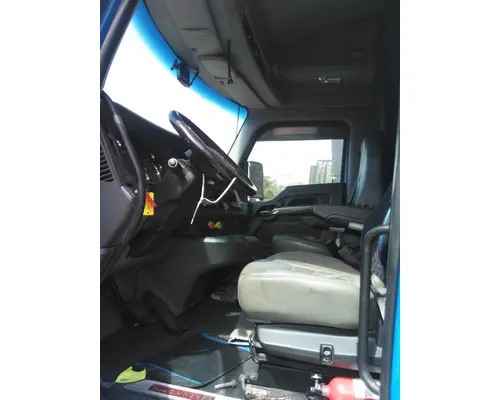 KENWORTH T680 CAB