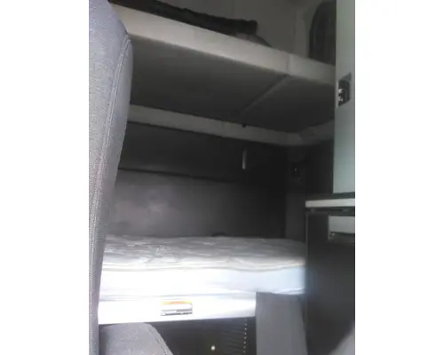 KENWORTH T680 CAB