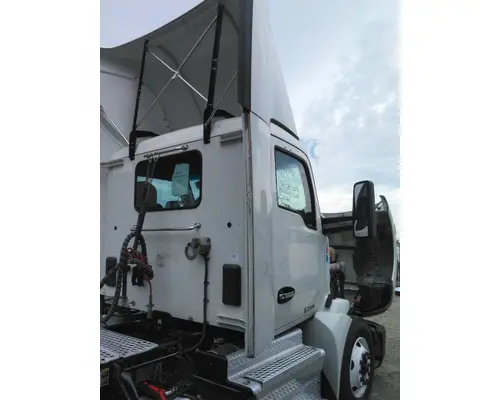 KENWORTH T680 CAB
