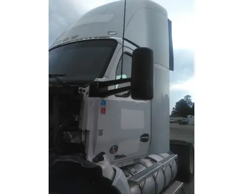 KENWORTH T680 CAB