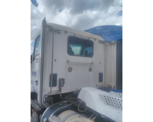 KENWORTH T680 CAB