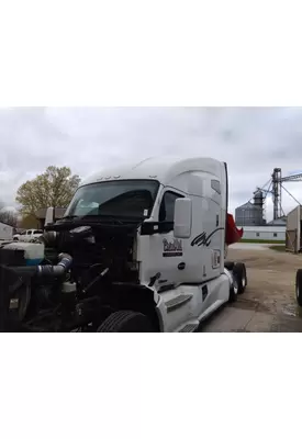 KENWORTH T680 CAB