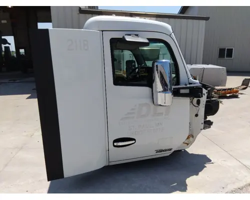 KENWORTH T680 CAB