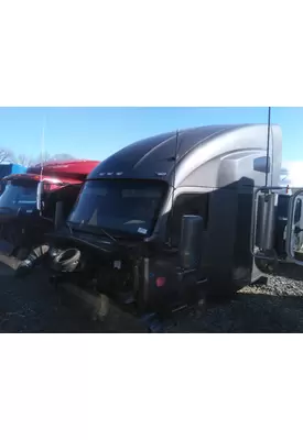 KENWORTH T680 CAB