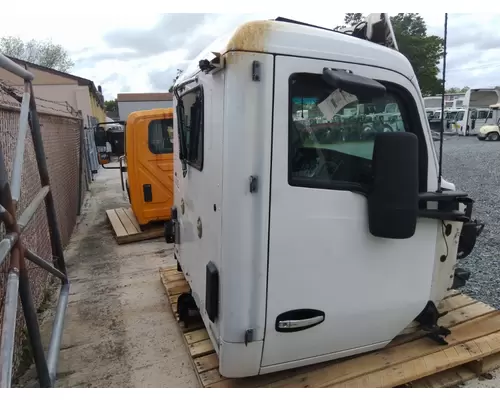 KENWORTH T680 CAB