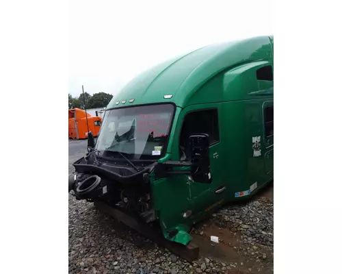 KENWORTH T680 CAB
