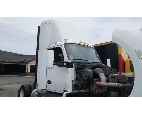 KENWORTH T680 CAB