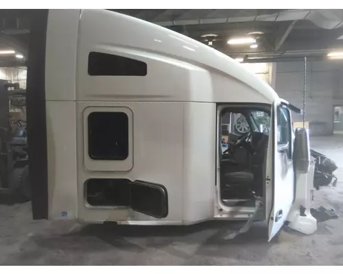 KENWORTH T680 CAB