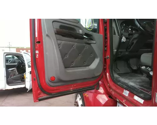 KENWORTH T680 CAB