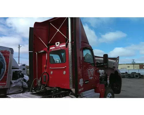 KENWORTH T680 CAB