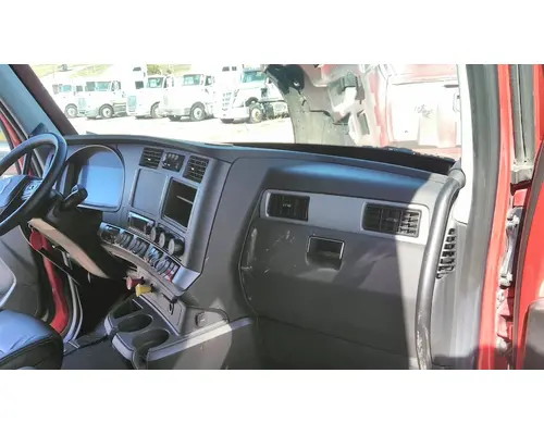 KENWORTH T680 CAB