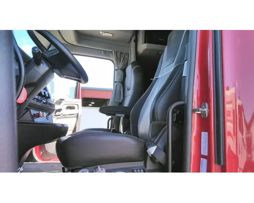 KENWORTH T680 CAB