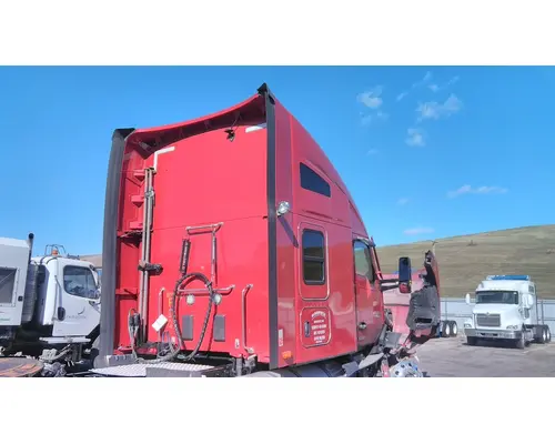 KENWORTH T680 CAB
