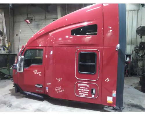 KENWORTH T680 CAB