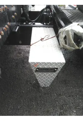 KENWORTH T680 CHAIN HANGER