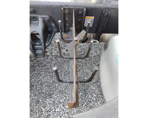 KENWORTH T680 CHAIN HANGER