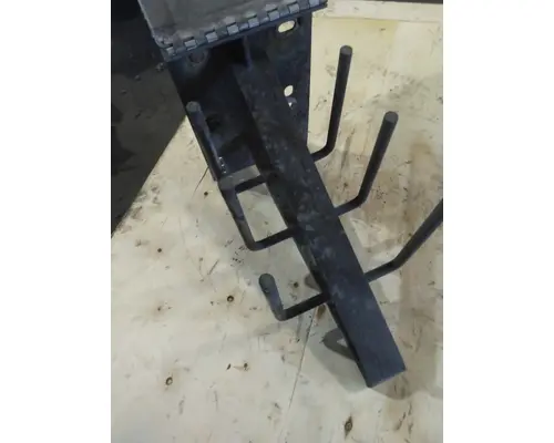 KENWORTH T680 CHAIN HANGER