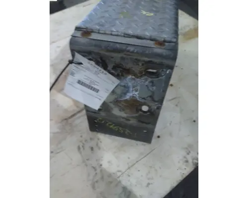 KENWORTH T680 CHAIN HANGER