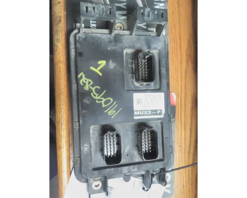KENWORTH T680 CHASSIS CONTROL MODULE (CCM)