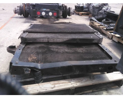 KENWORTH T680 COOLING ASSEMBLY (RAD, COND, ATAAC)