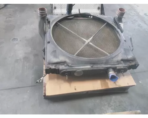 KENWORTH T680 COOLING ASSEMBLY (RAD, COND, ATAAC)