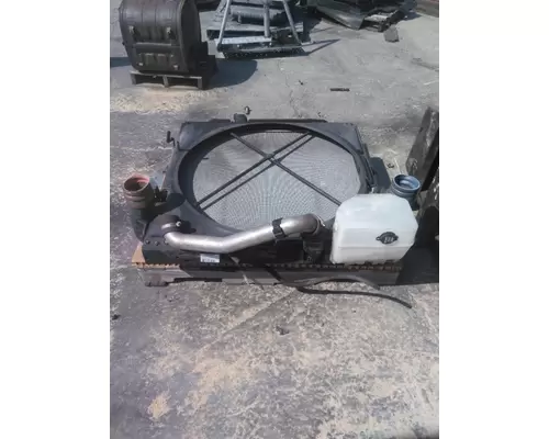 KENWORTH T680 COOLING ASSEMBLY (RAD, COND, ATAAC)