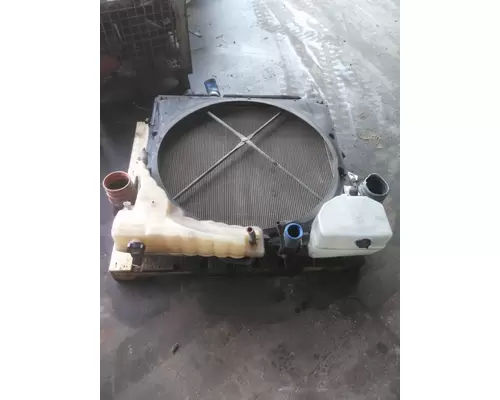 KENWORTH T680 COOLING ASSEMBLY (RAD, COND, ATAAC)