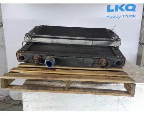 KENWORTH T680 COOLING ASSEMBLY (RAD, COND, ATAAC)