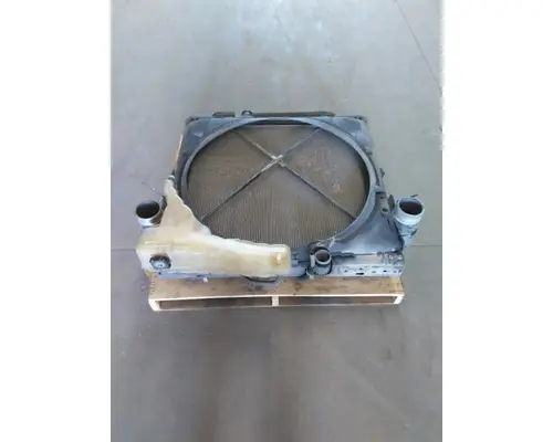 KENWORTH T680 COOLING ASSEMBLY (RAD, COND, ATAAC)