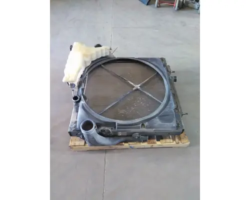 KENWORTH T680 COOLING ASSEMBLY (RAD, COND, ATAAC)