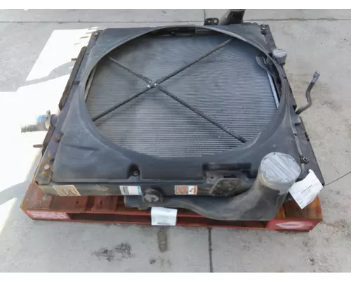 KENWORTH T680 COOLING ASSEMBLY (RAD, COND, ATAAC)