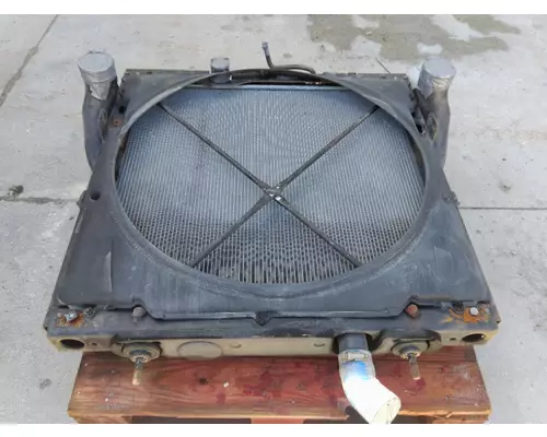 KENWORTH T680 COOLING ASSEMBLY (RAD, COND, ATAAC)