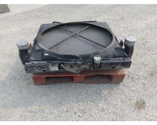 KENWORTH T680 COOLING ASSEMBLY (RAD, COND, ATAAC)