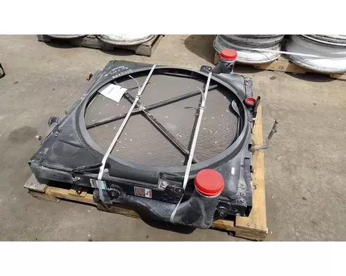 KENWORTH T680 COOLING ASSEMBLY (RAD, COND, ATAAC)