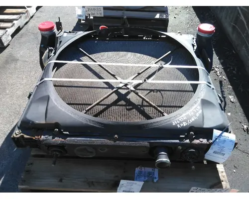 KENWORTH T680 COOLING ASSEMBLY (RAD, COND, ATAAC)