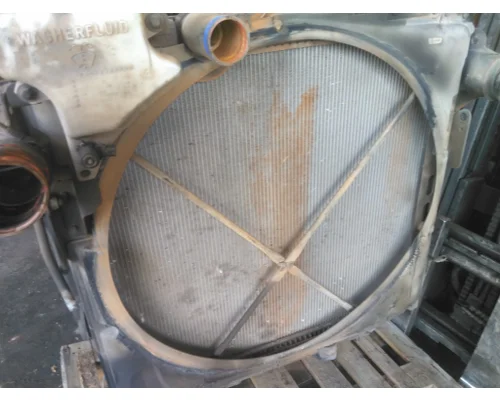KENWORTH T680 COOLING ASSEMBLY (RAD, COND, ATAAC)