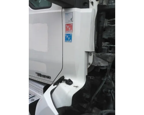 KENWORTH T680 COWL