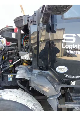 KENWORTH T680 COWL